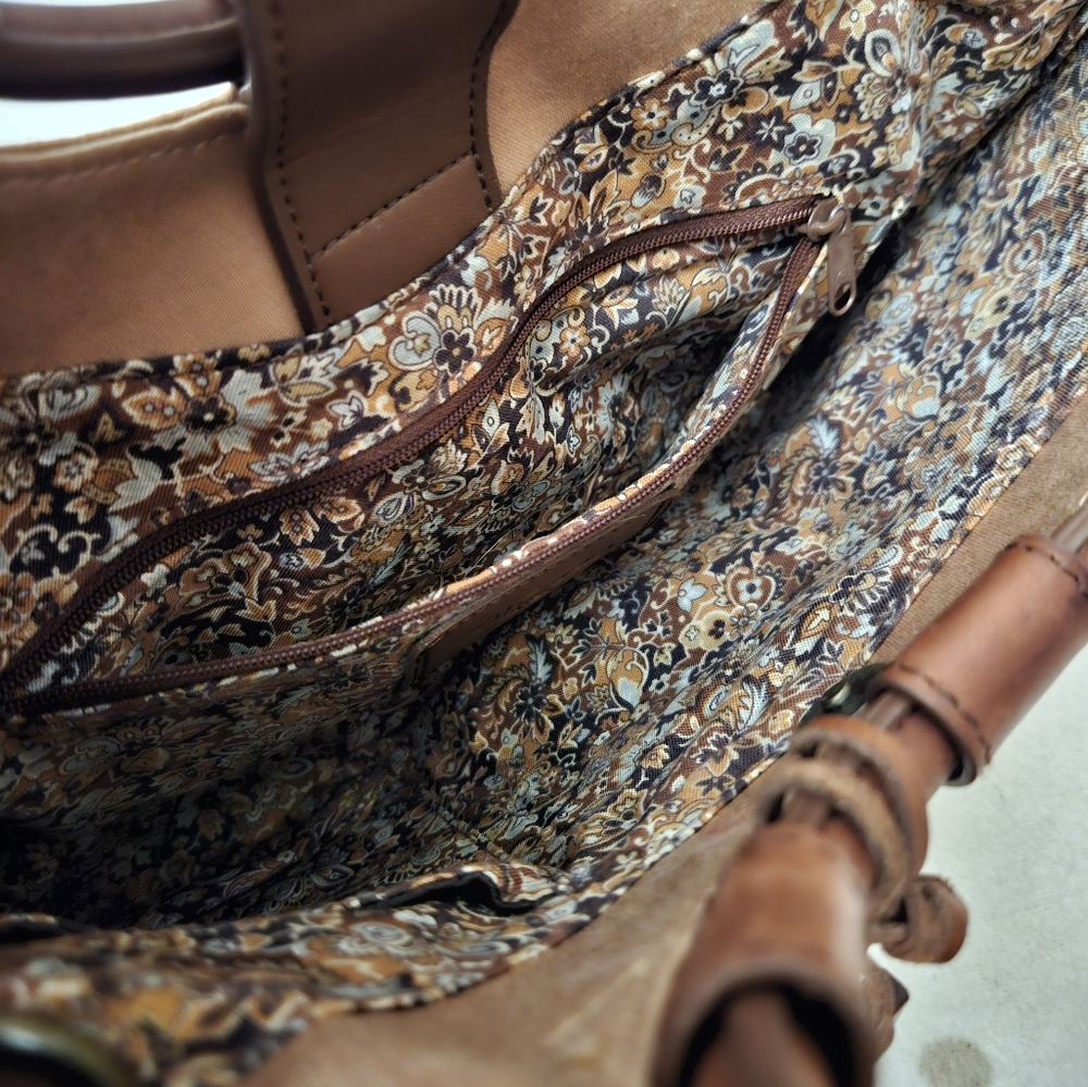 Fossil Tan Shoulder Bag with Brown Handles - Picture 14 of 16